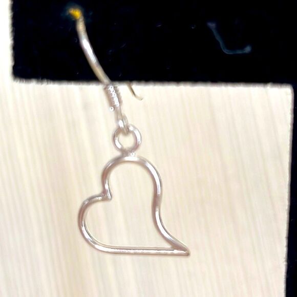 Set of Lovely Silver-Tone Heart Simple Timeless Dangle Earrings - Picture 2 of 5
